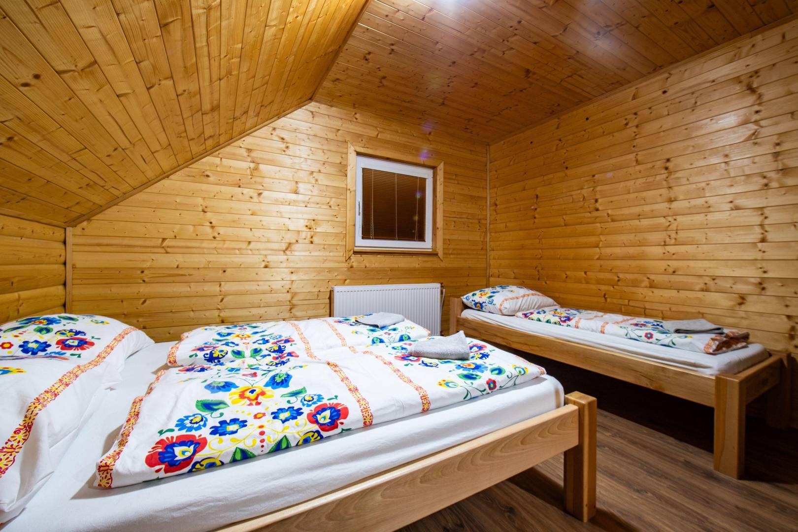 Spálňa, Chata pod Rožkom, Uličské Krivé