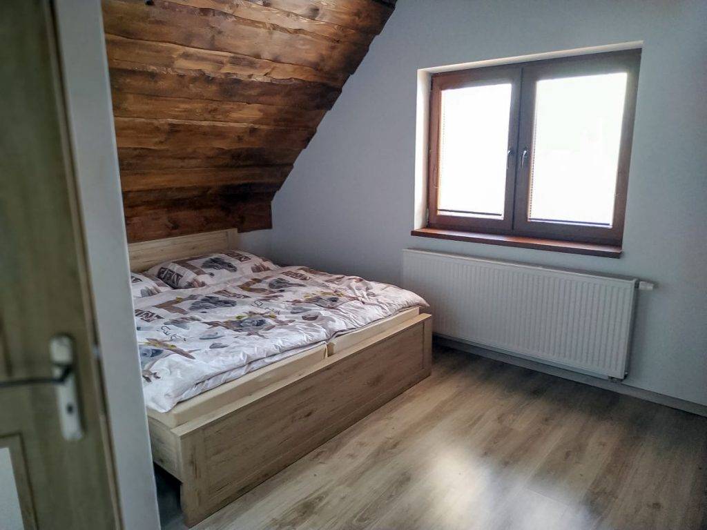 Spálňa, Chata pod lipou, Bobrovník