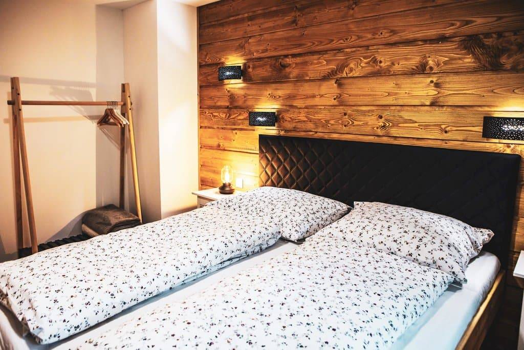 Spálňa, Chata Tirolka, Oščadnica