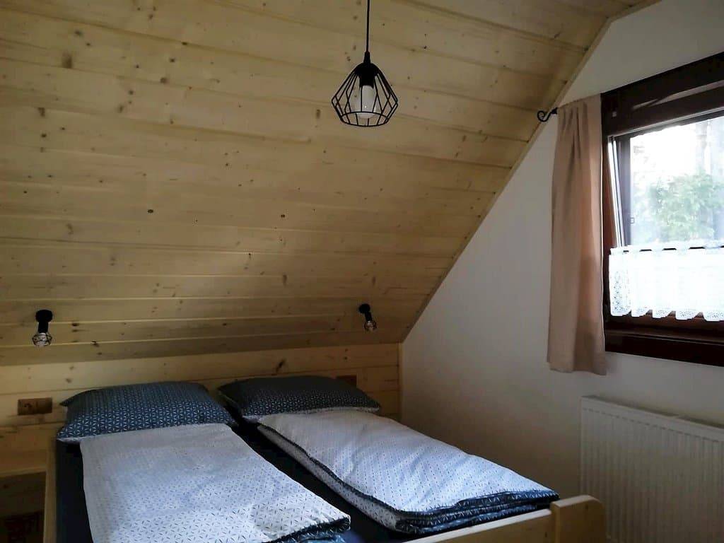 Spálňa, Chalúpka pod Tatrami, Stará Lesná