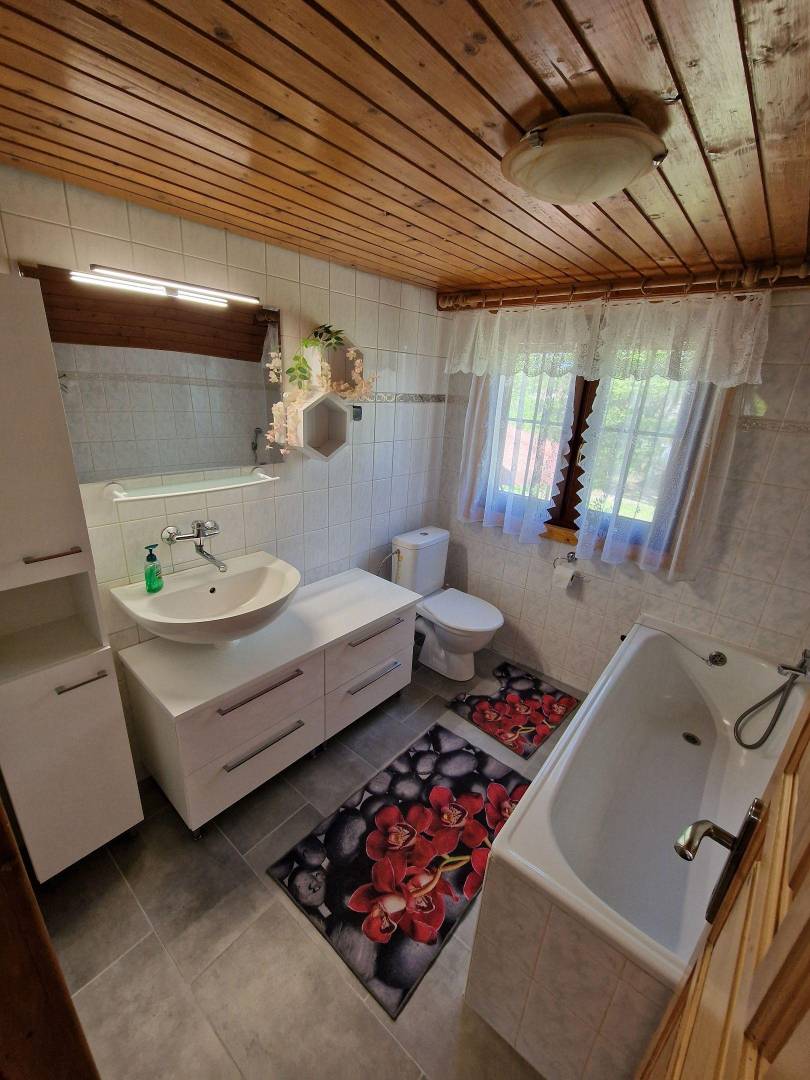 Kúpeľňa s toaletou, Rekreačná chata Duchonka, Prašice