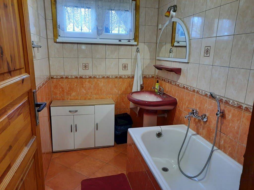 Kúpeľňa s toaletou, Chata na Duchonke, Prašice