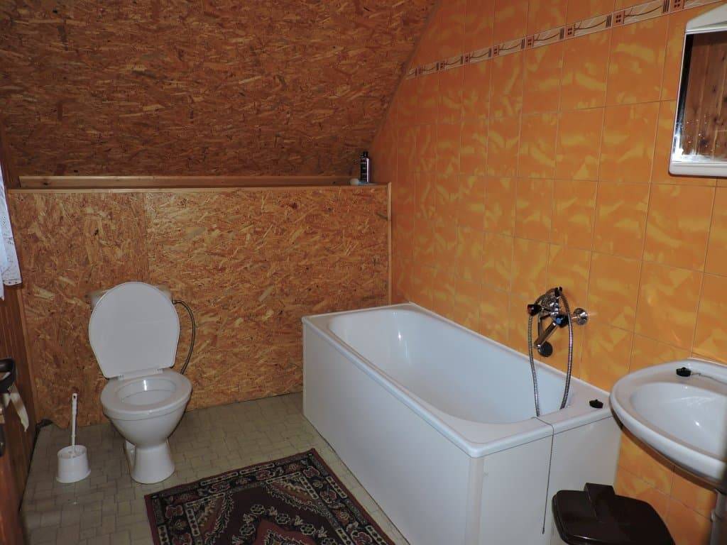 Kúpeľňa s toaletou, Chata na Duchonke, Prašice