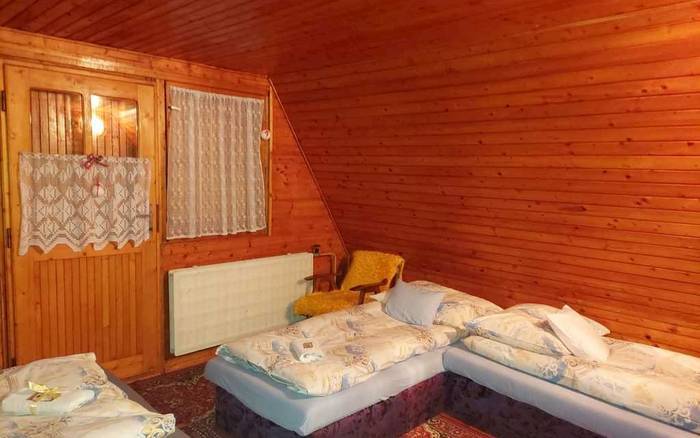 Spálňa, Chata Elka, Horná Lehota