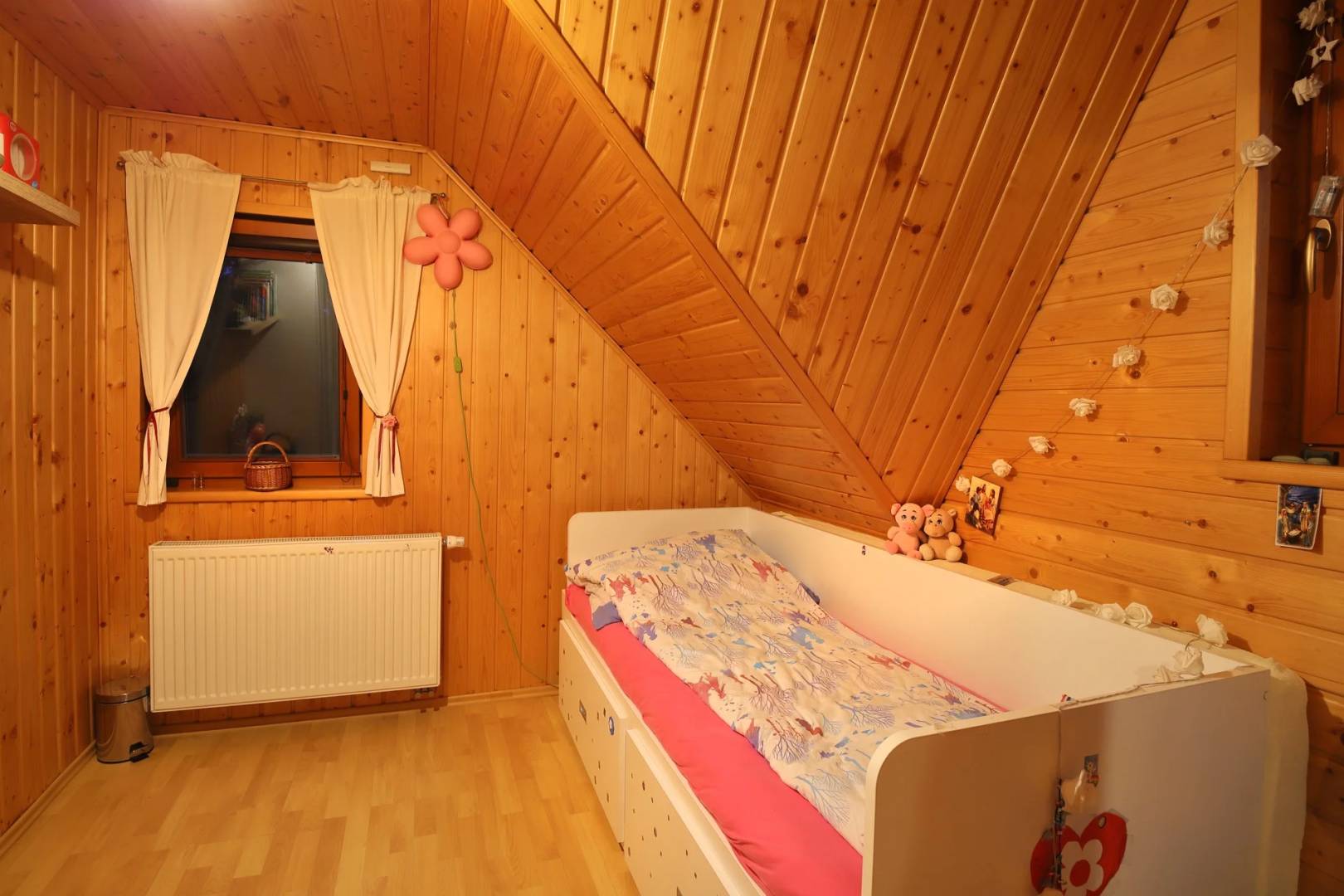 Spálňa, Chata Olešná, Olešná