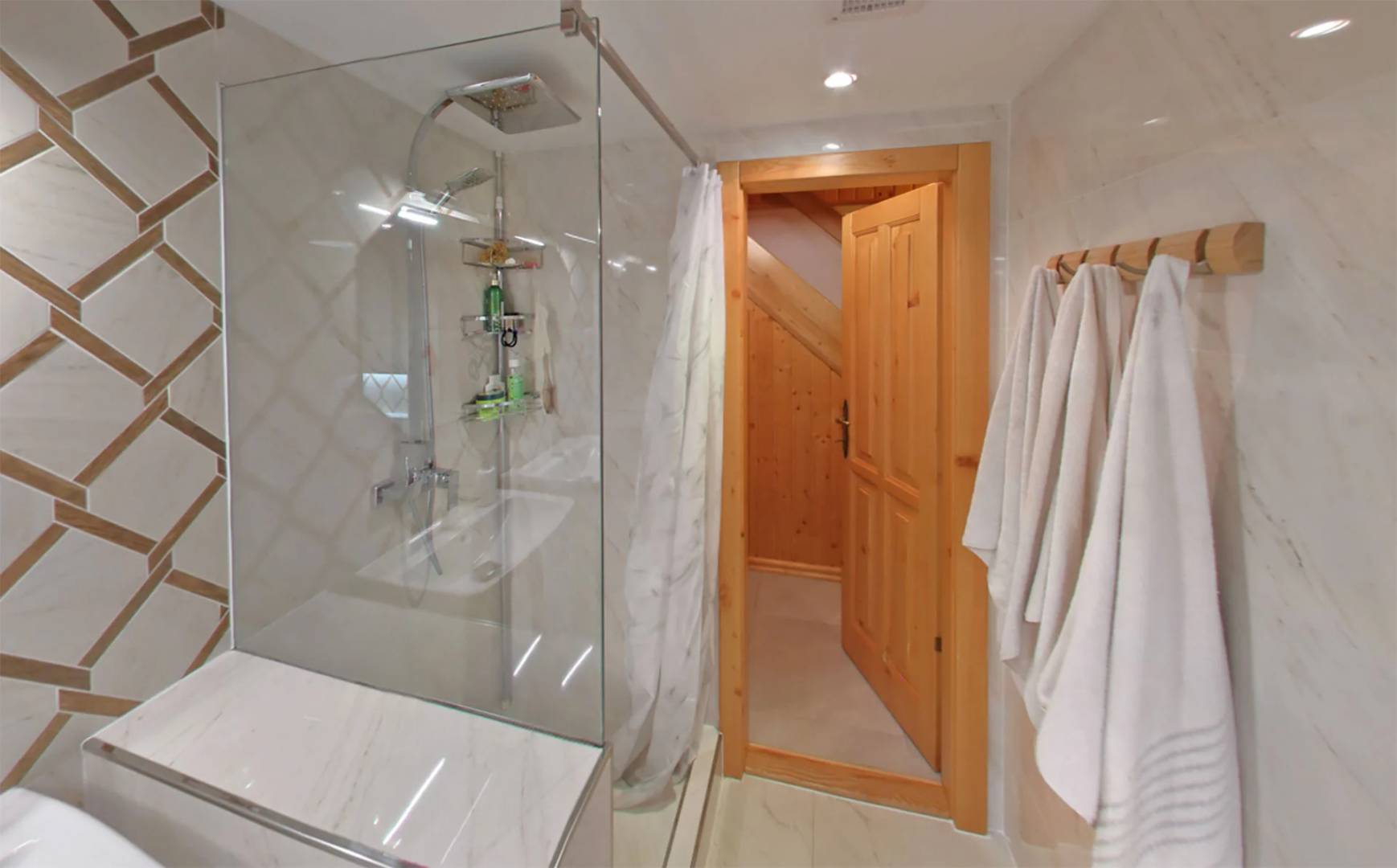 Kúpeľňa s toaletou, Chata Olešná, Olešná