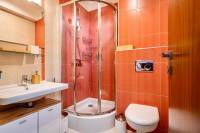 Kúpeľňa s toaletou, AC Cactus Cozy Apartment Tatry View, Veľká Lomnica