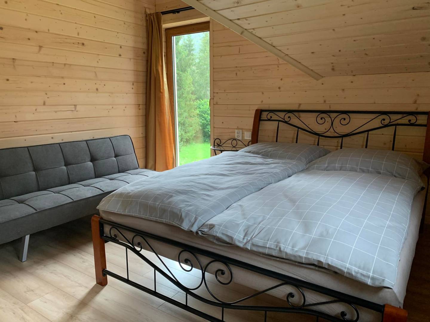 Spálňa, Chata Simona, Oravská Jasenica