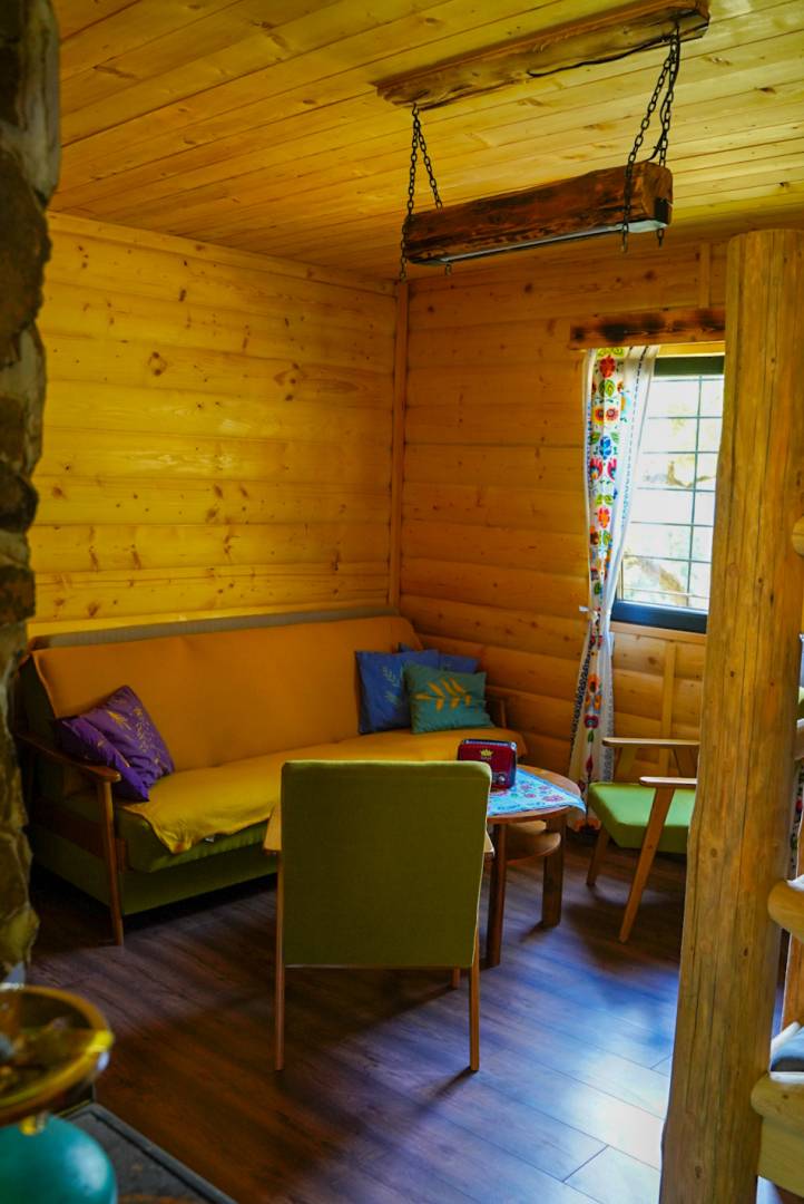 Obývačka, Na samote u Lesa, Revúca