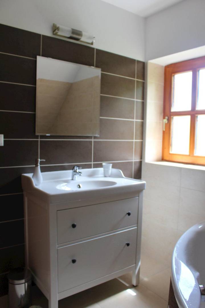 Kúpeľňa s toaletou, Chalupa pod lipou, Hodruša - Hámre