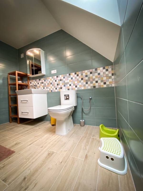 Kúpeľňa s toaletou, Chata Bratka, Detvianska Huta