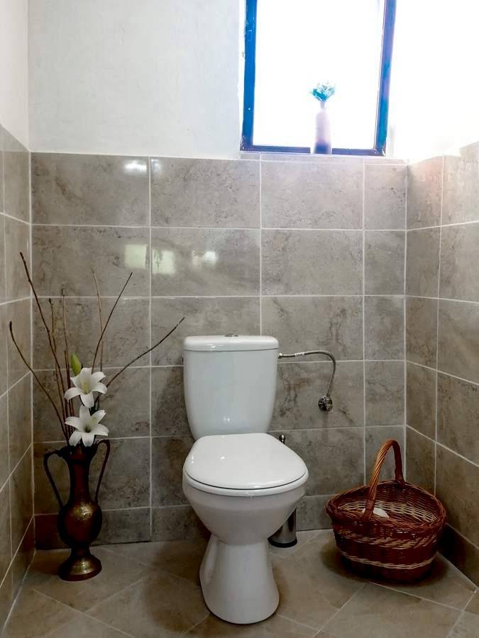 Samostatná toaleta, Majer Malženice, Malženice