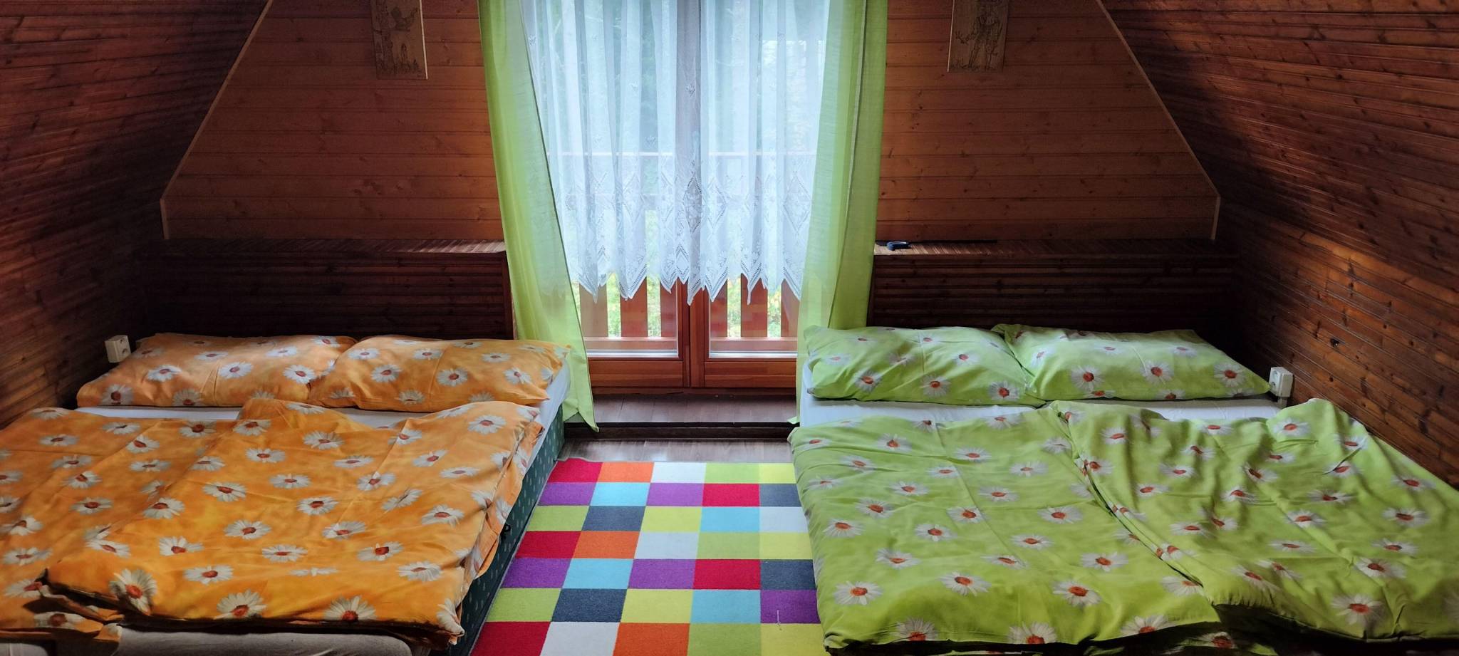 Spálňa, Chata Emerson, Štrba