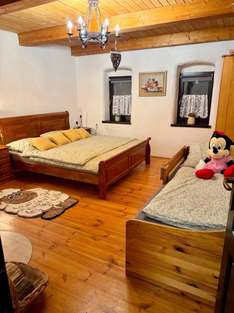 Spálňa, Chata Tabia, Ostrý Grúň