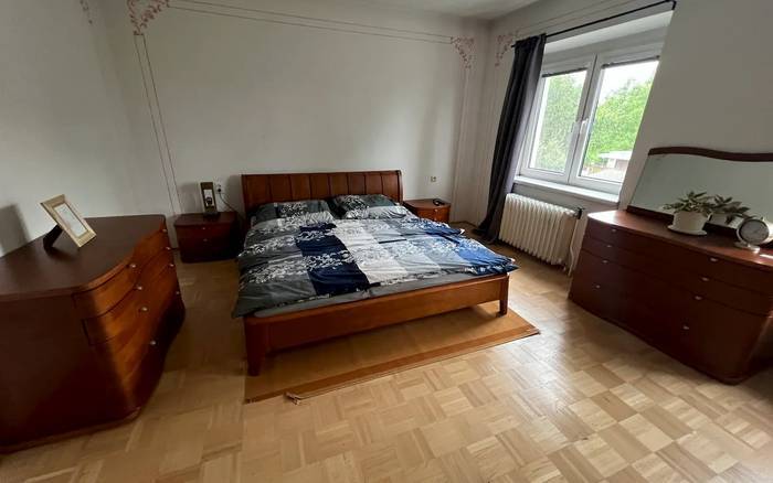 Spálňa, Štvorspálňový extra veľký dom, Nitra