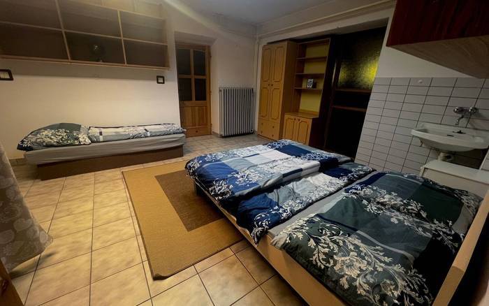 Spálňa, Štvorspálňový extra veľký dom, Nitra