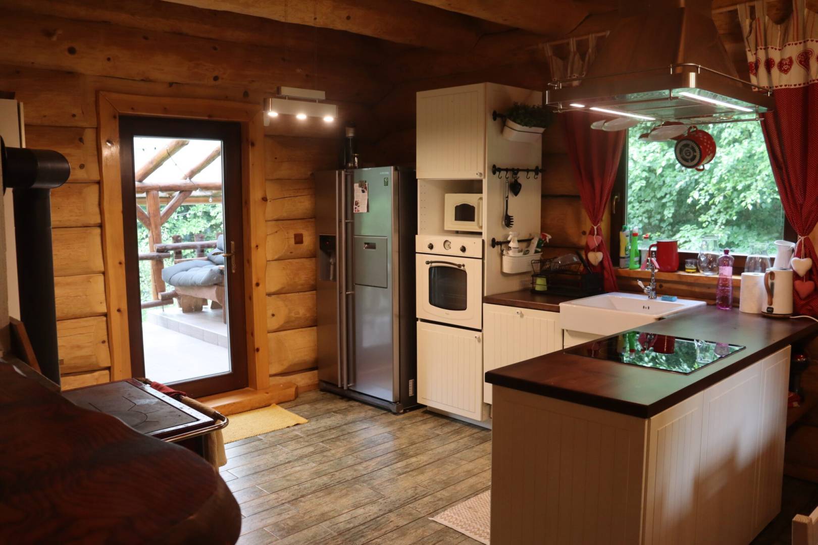 Kuchyňa, Ranč pod Sninským kameňom, Snina