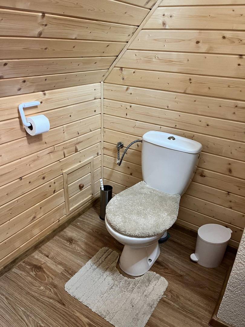 Samostatná toaleta, Drevenica u Mateja Fajku, Pribylina