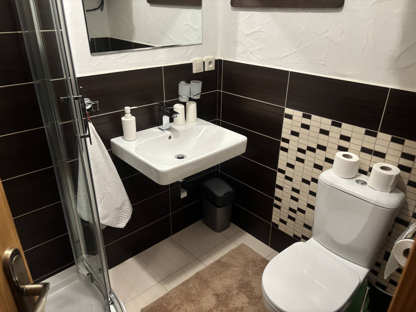 Kúpeľňa s toaletou, Chata Gazdovský dvor Klokočov Kysuce, Klokočov