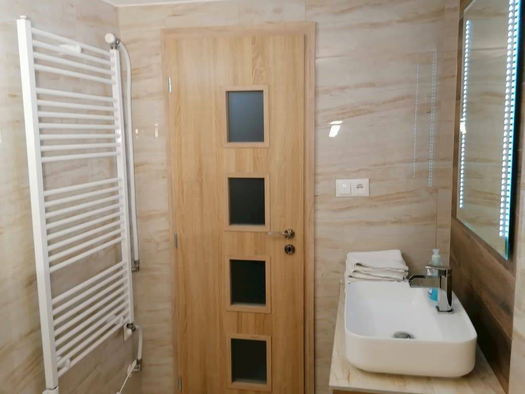 Samostatná toaleta, Chata pri jazierku, Vyšná Voľa