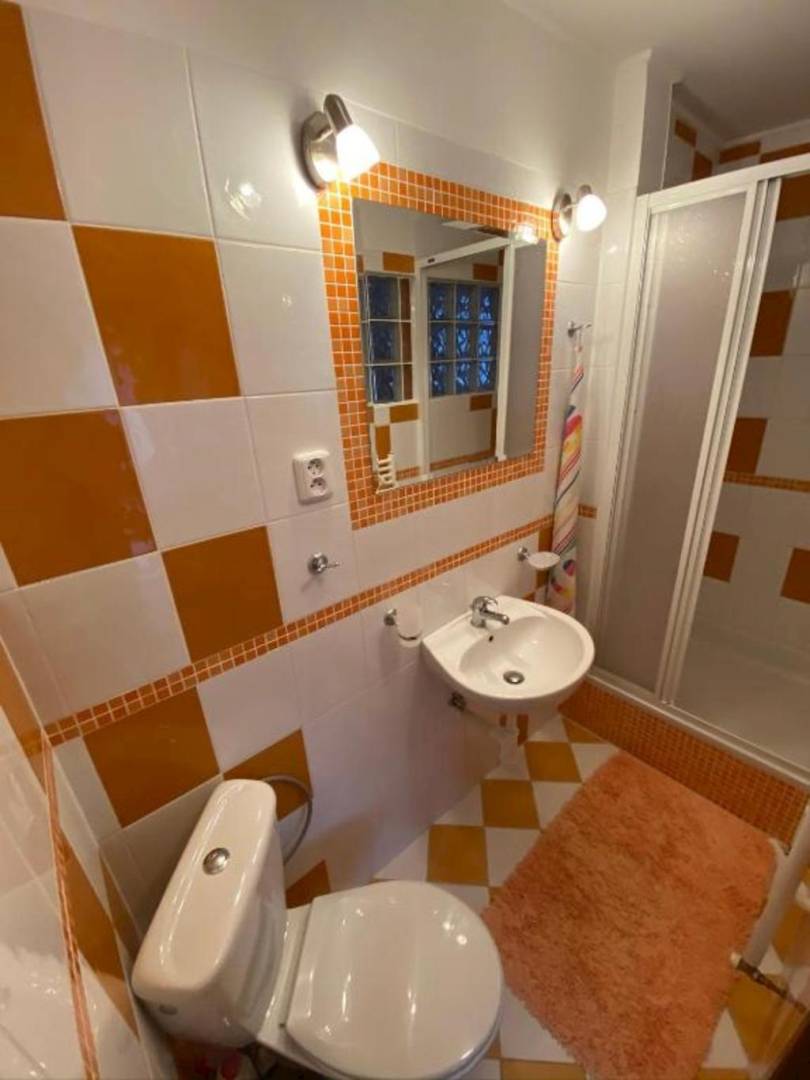 Kúpeľňa s toaletou, Dovolenkový Dom Lutra Montana Pieniny***, Reľov