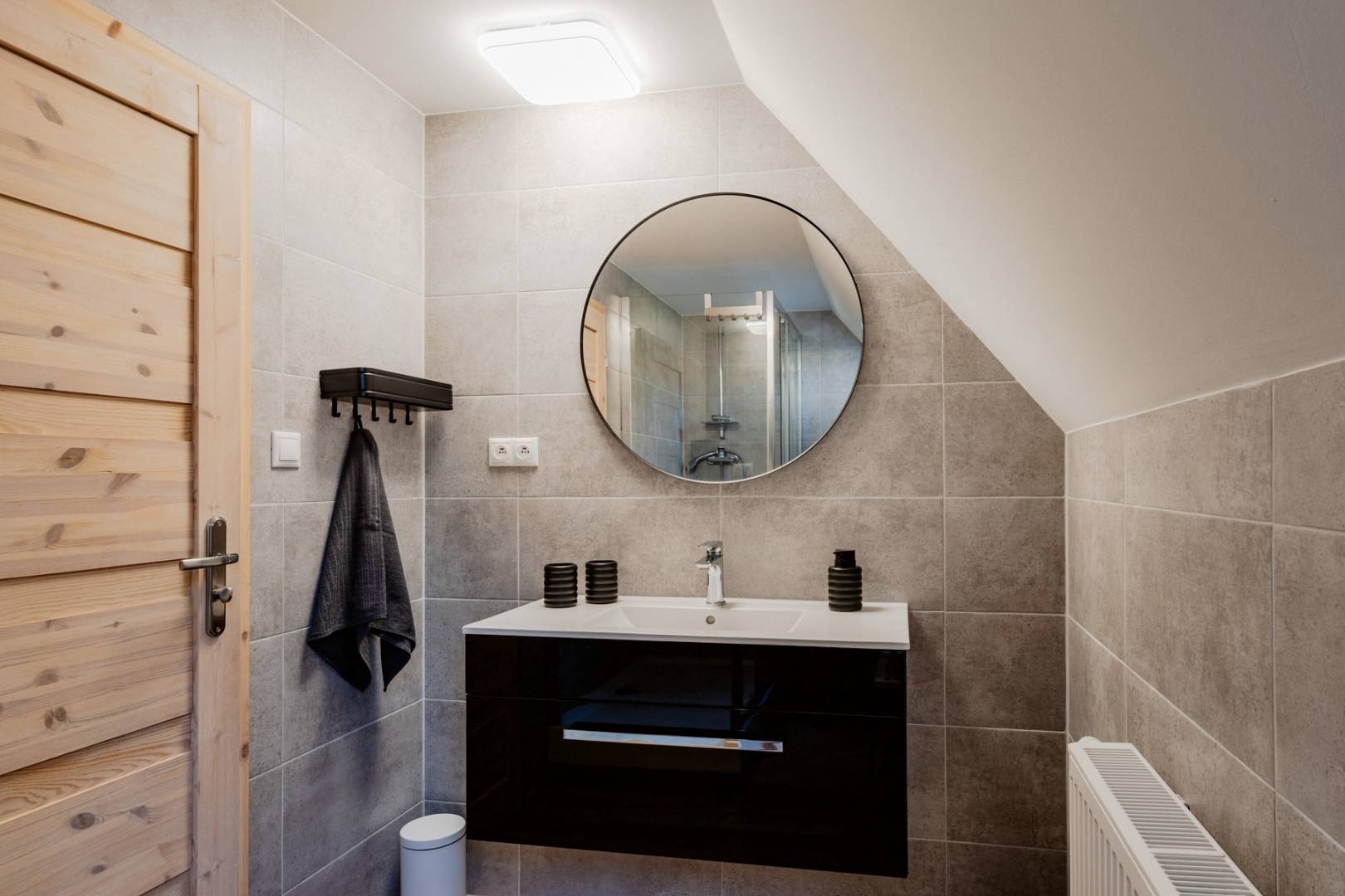 Kúpeľňa s toaletou, Chata Pekný les, Horné Hámre