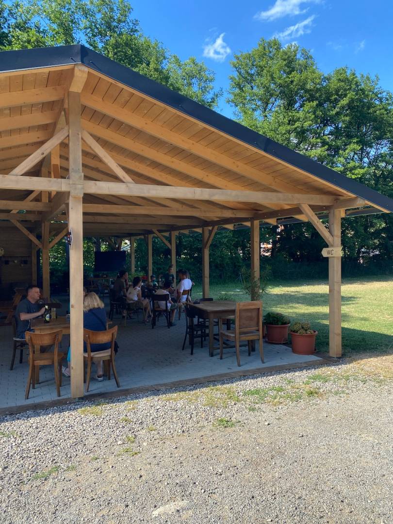 Terasa, Chata Pekný les, Horné Hámre