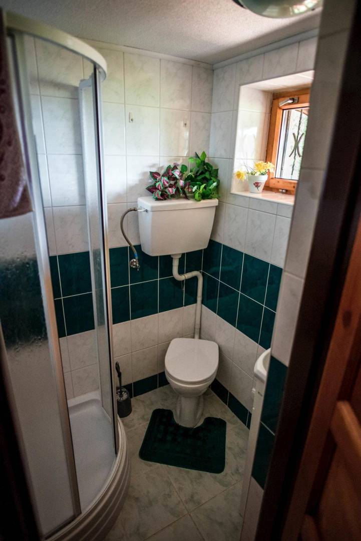 Kúpeľňa s toaletou, Chata Čremošné 105, Čremošné