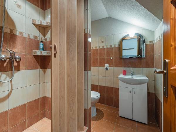 Kúpeľňa s toaletou, Privát u Dany, Ždiar