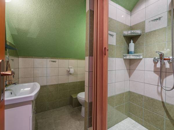 Kúpeľňa s toaletou, Privát u Dany, Ždiar