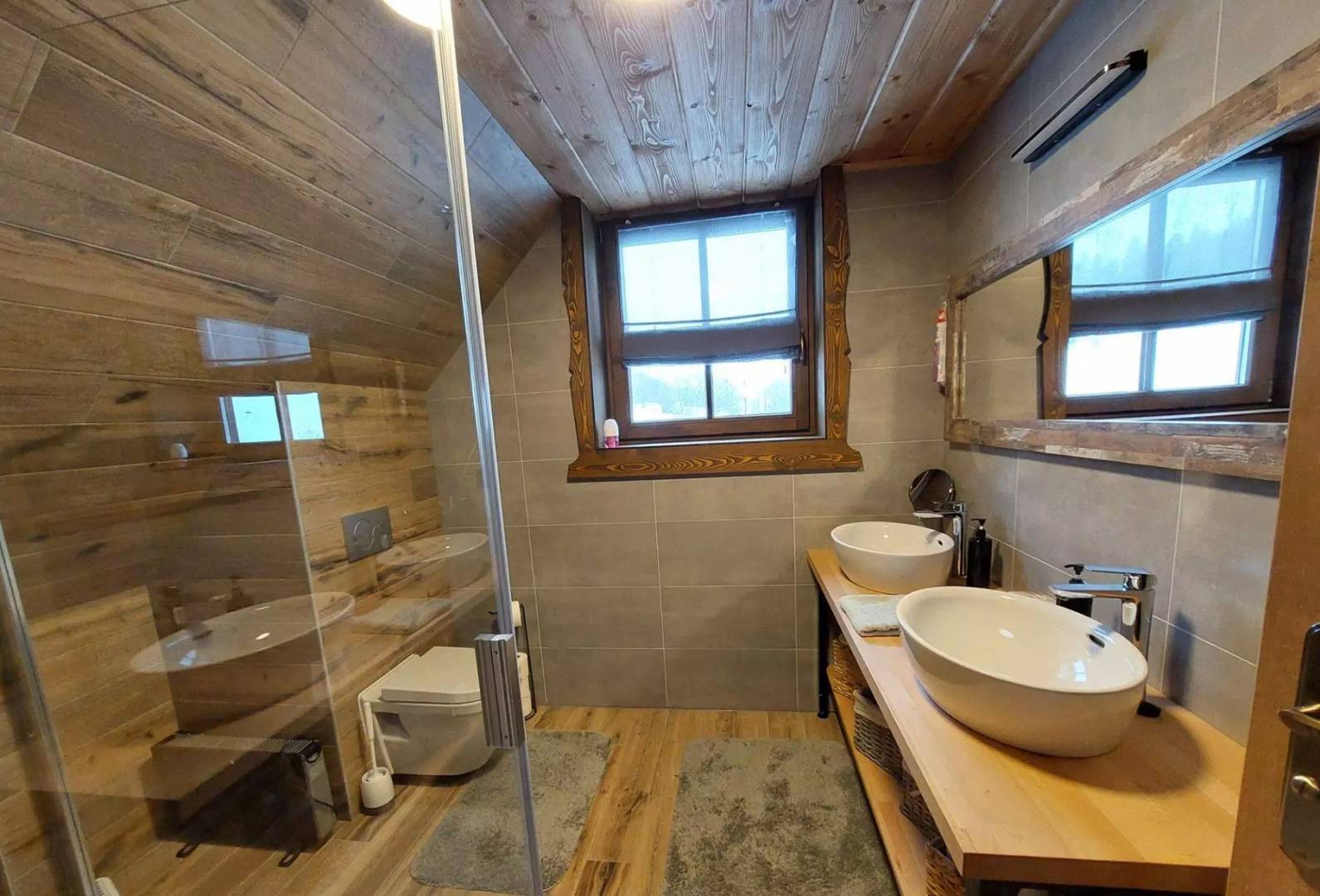 Kúpeľňa s toaletou, Chata Rabčice, Rabčice