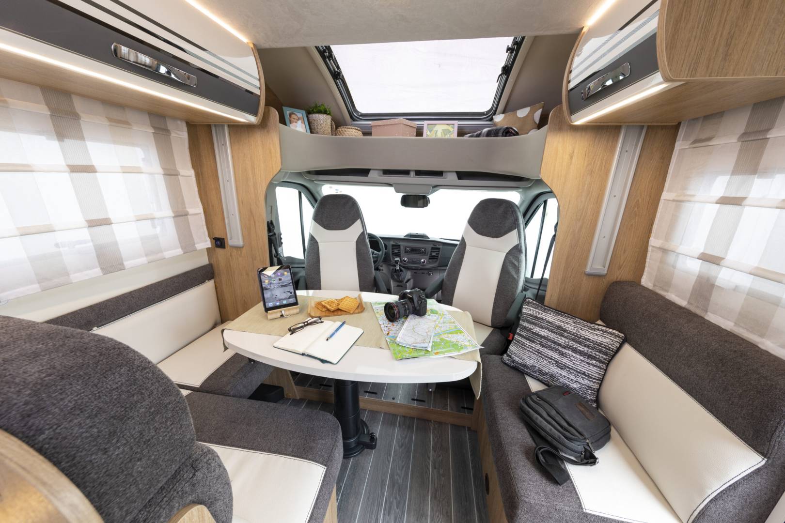 Spoločenská miestnosť, ENJOYER – rodinný roadtrip plný zážitkov, Bratislava