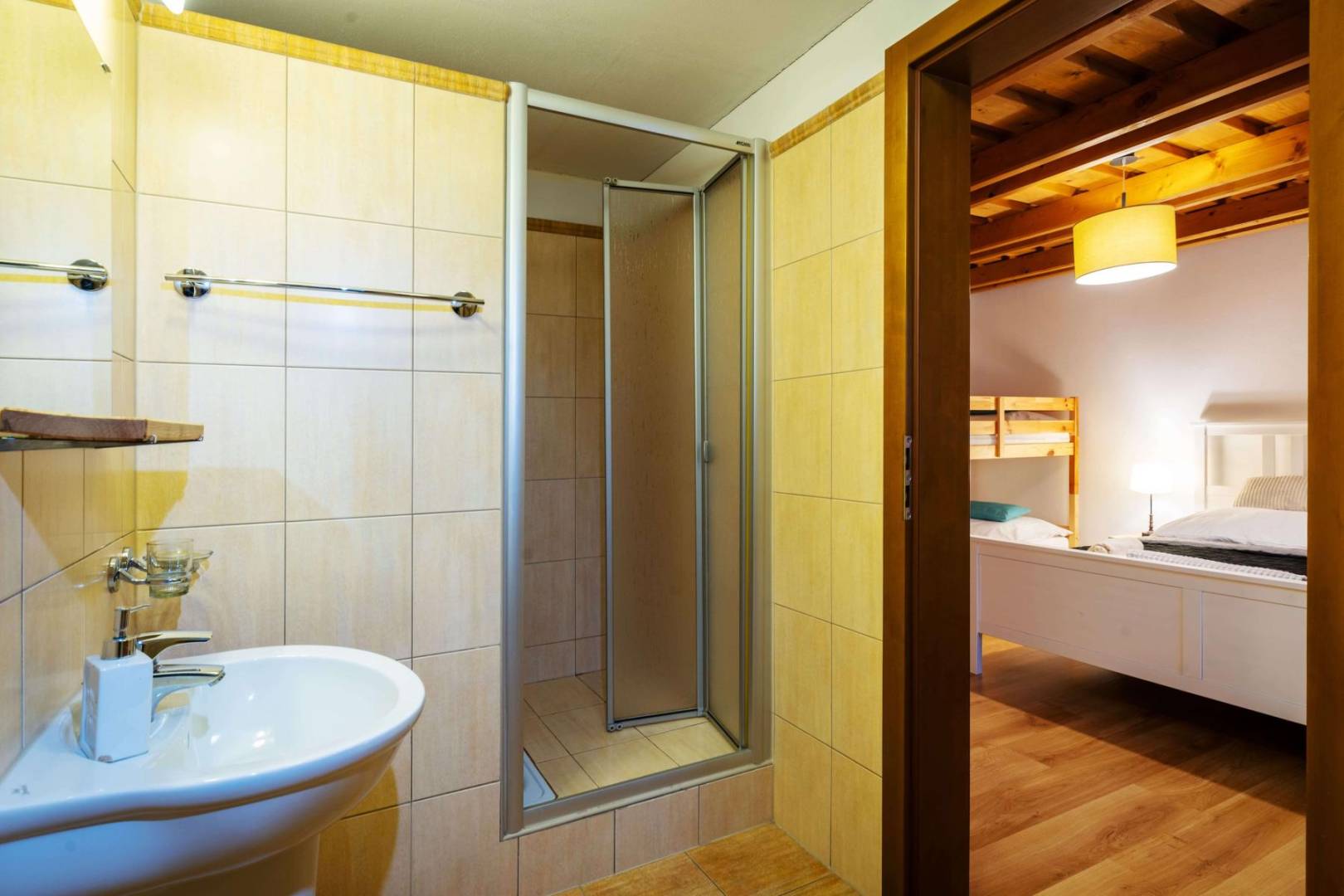Kúpeľňa bez toalety, Apartmanica Tále 8B, Bystrá