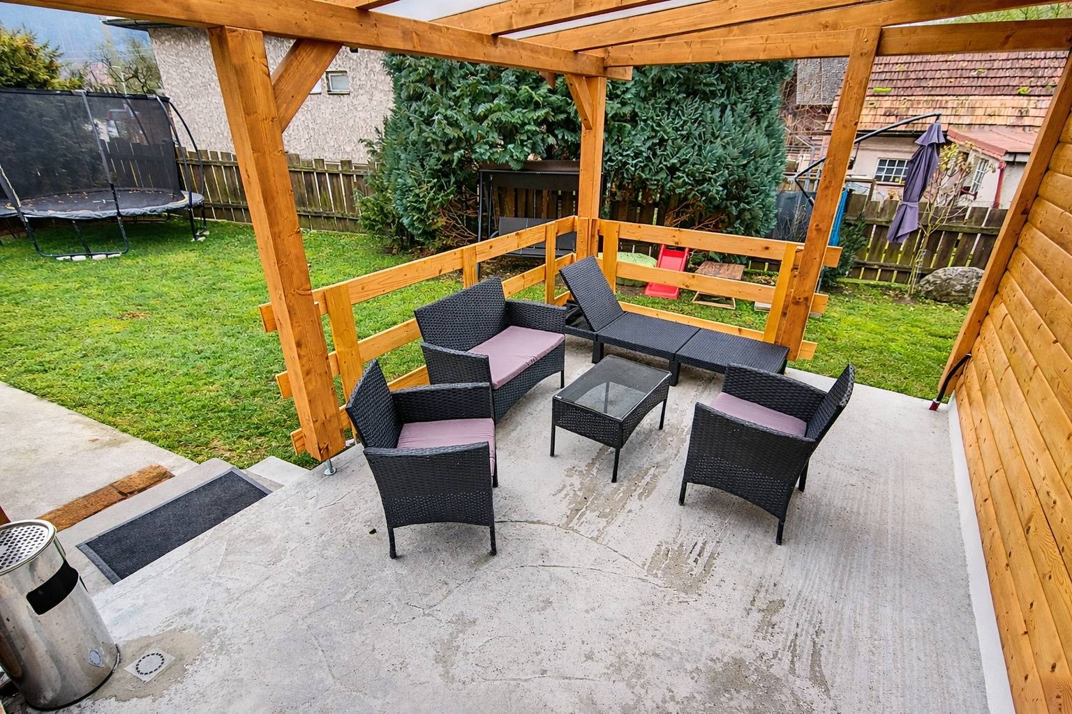 Terasa, Chata pri Kaštieli Longevity Nature Retreat, Necpaly