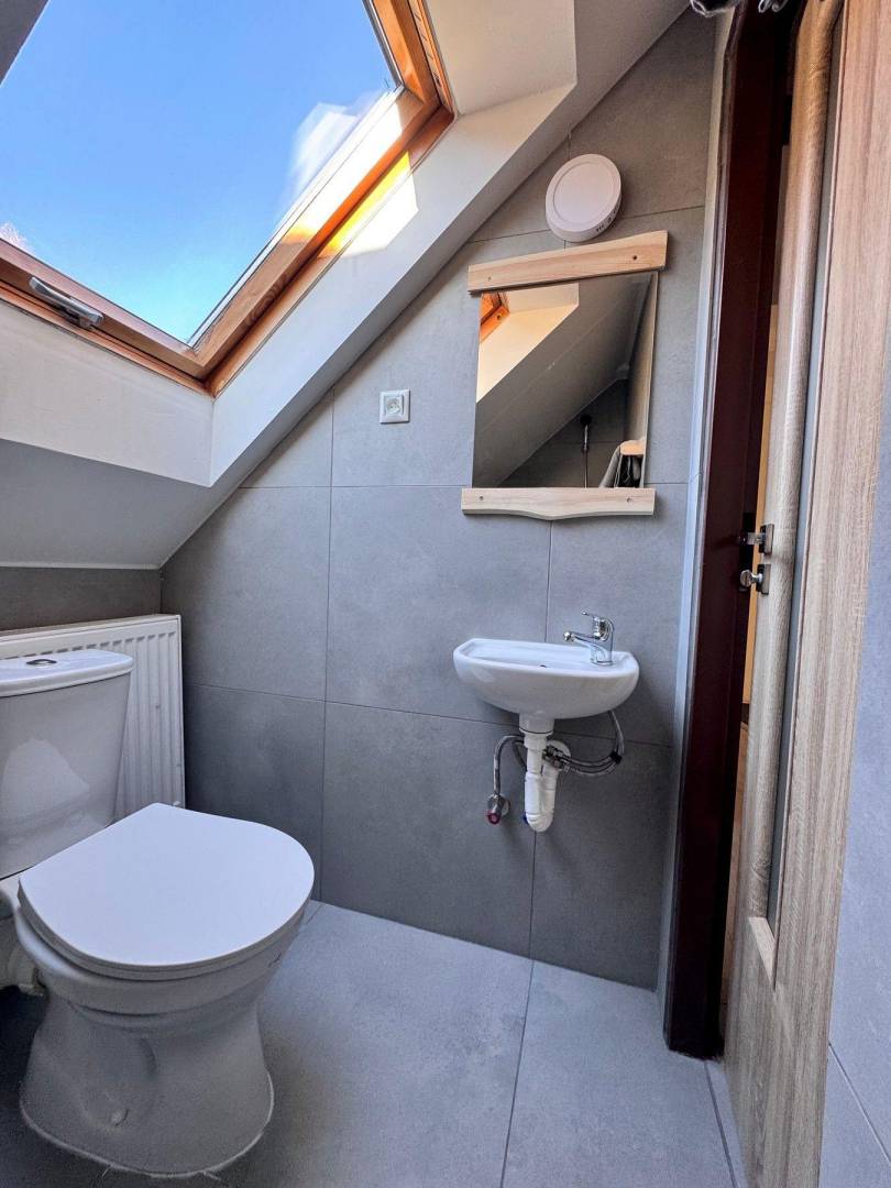 Samostatná toaleta, Chata pod Horou - Nová Baňa, Nová Baňa