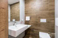 Samostatná toaleta, TATRA SUITES - Cosy Apartment A26, Vysoké Tatry