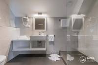 Kúpeľňa s toaletou, TATRA SUITES - Deforte Star View 302, Poprad