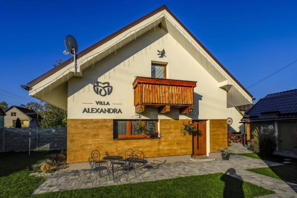 Balkón, Villa Alexandra, Bešeňová