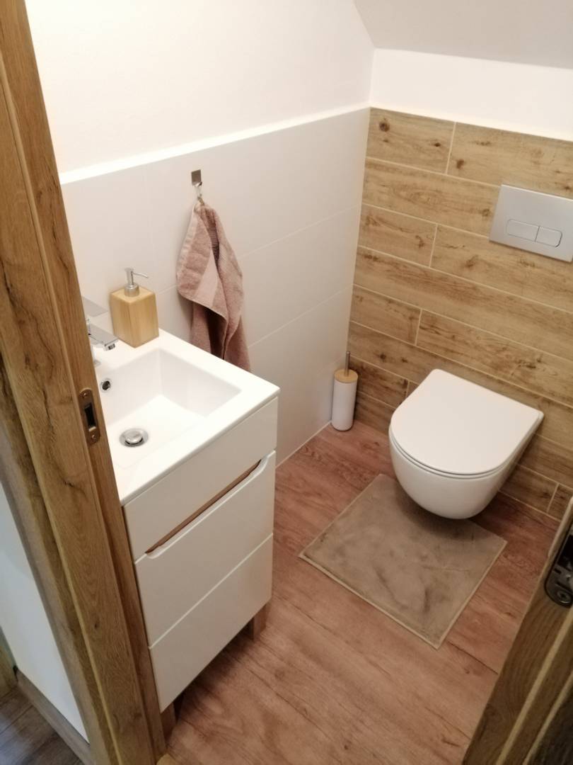 Samostatná toaleta, Chata Alex, Brezno