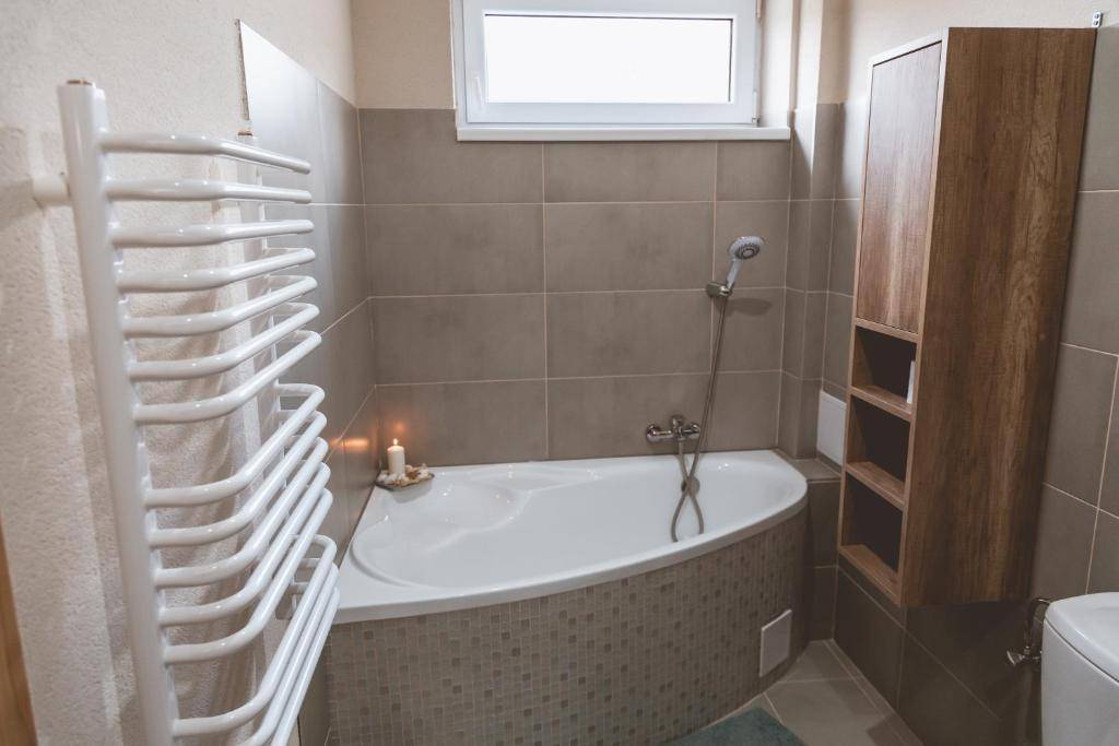 Kúpeľňa s toaletou, Apartmán Zara, Telgárt