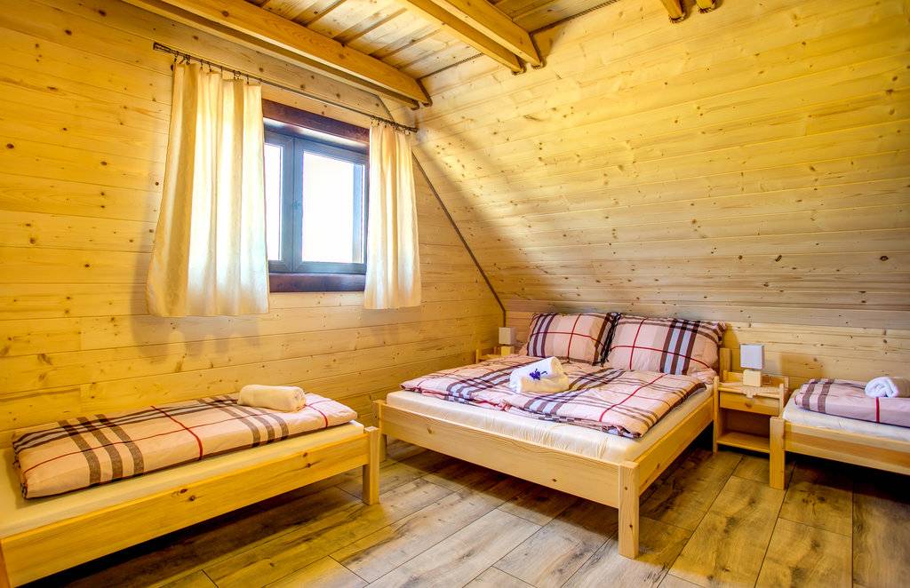 Spálňa, Drevenica pod Sitieňom 2, Lazisko