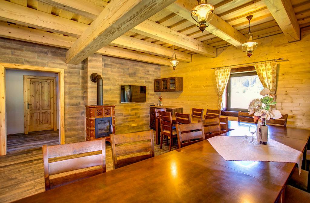 Obývačka, Drevenica pod Sitieňom 2, Lazisko