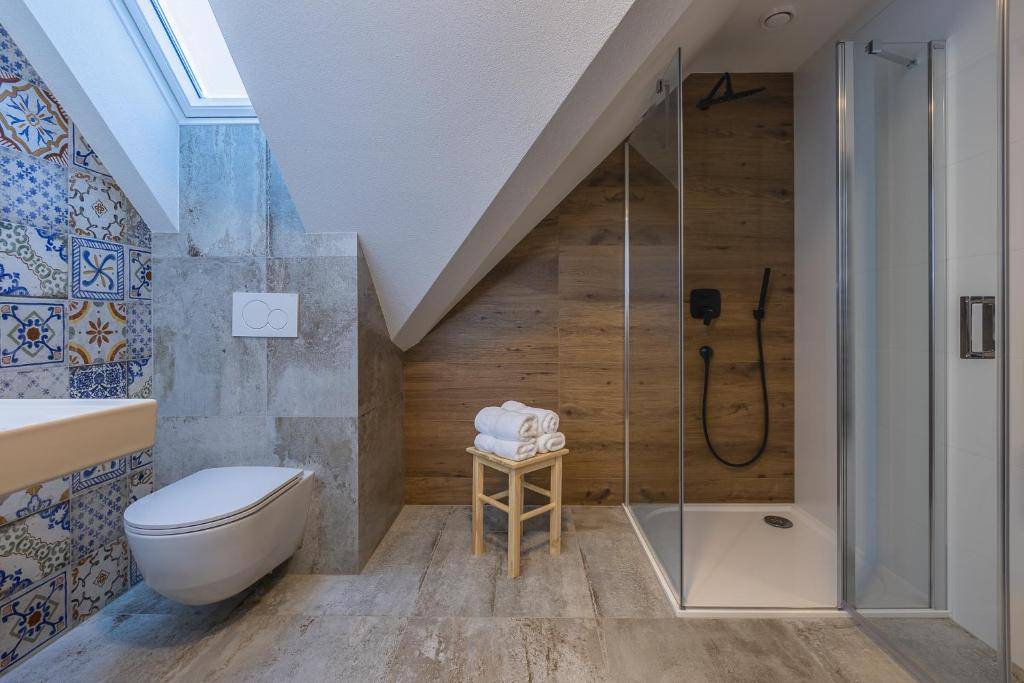 Kúpeľňa s toaletou, Drevenica Lesanka, Liptovský Mikuláš