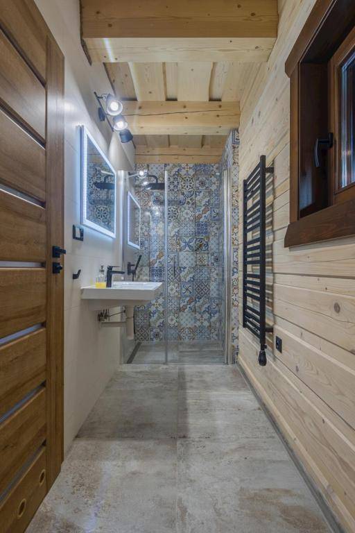 Kúpeľňa s toaletou, Drevenica Lesanka, Liptovský Mikuláš