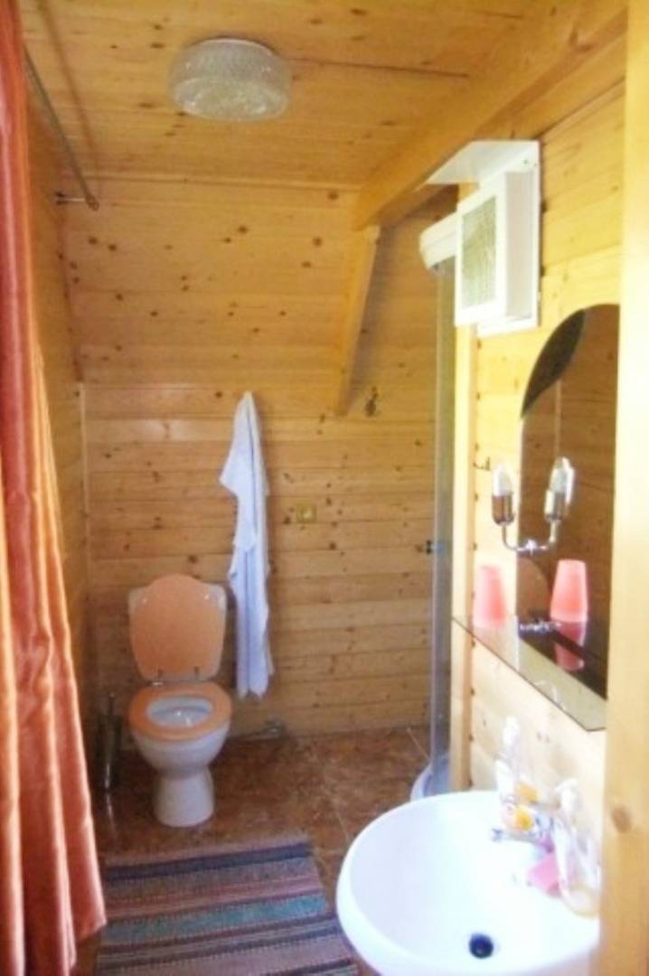 Kúpeľňa s toaletou, Chata Katka, Leštiny