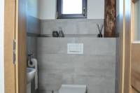 Samostatná toaleta, Mountain Chalets - Chalet U býka, Valča