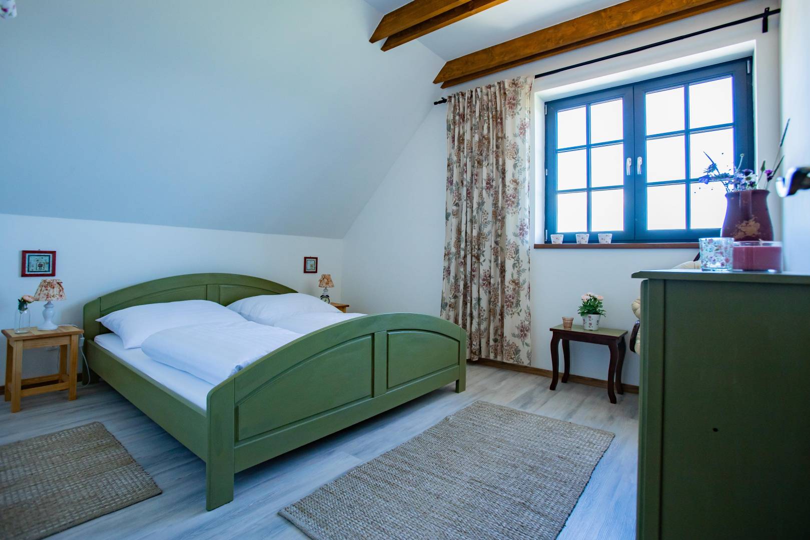 Spálňa, Chata pri Belianskom tajchu, Banská Štiavnica