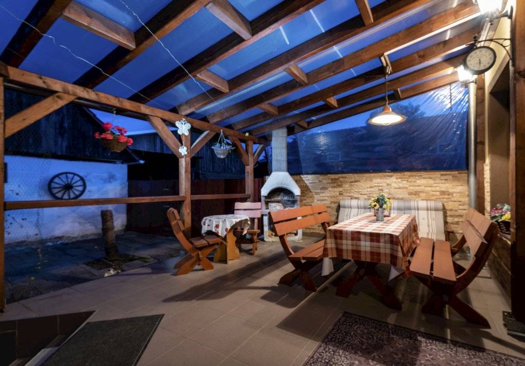 Terasa, Chalupa Mimi, Liptovské Sliače