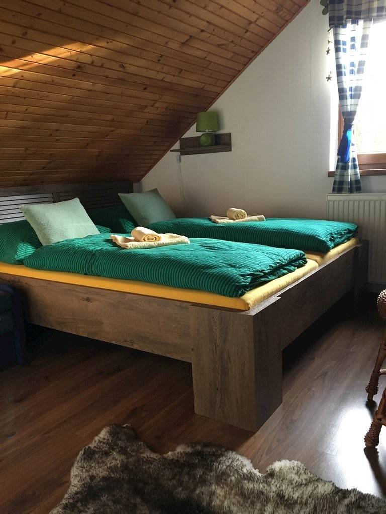 Spálňa, Chata Adriana, Stará Lesná