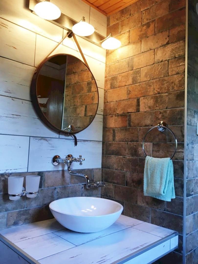 Kúpeľňa s toaletou, Chata Adriana, Stará Lesná